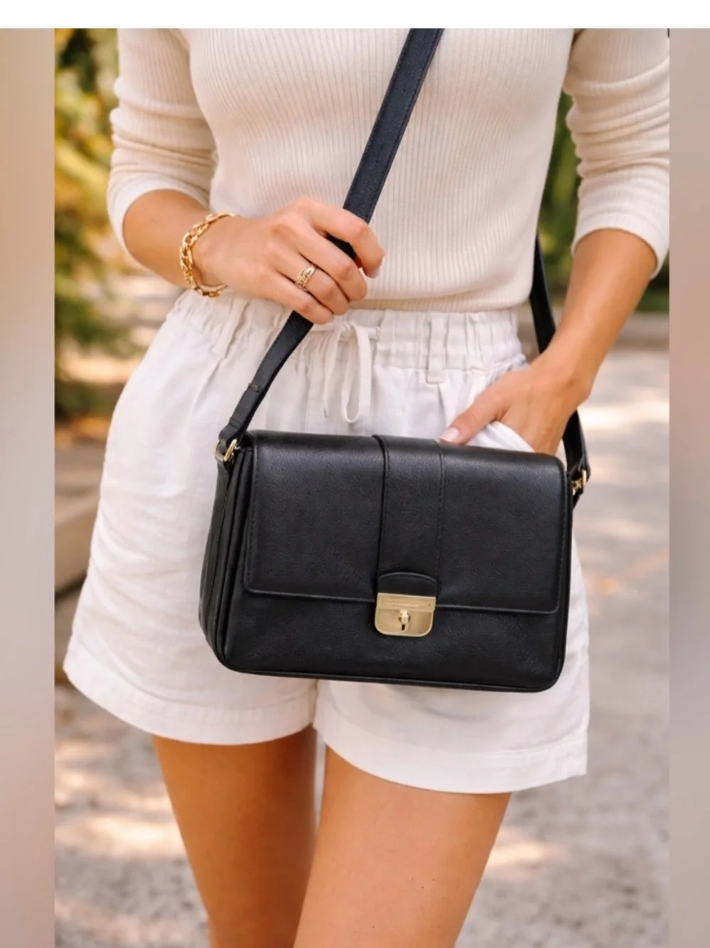 KATE SPADE NEW YORK  Milna Lovett Street Black Leather Cross Body Bag